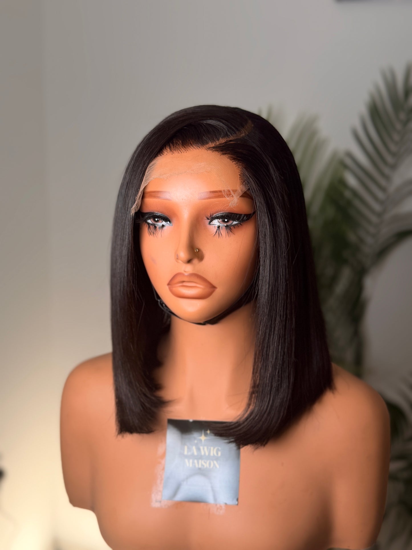 Amara Silky Straight Bob Wig – 12" Glueless HD Lace | 220g | La Wig Maison